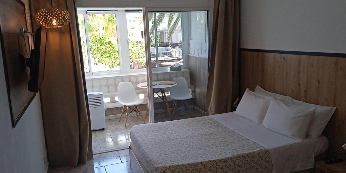 Hand Made Suite Arona  Bagian luar foto